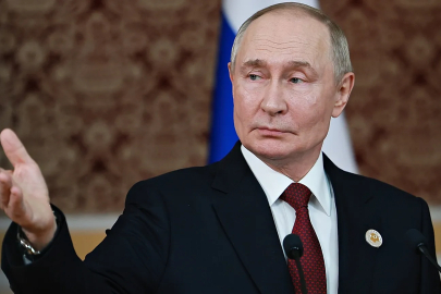 Putin, Ukrayna ile barış görüşmeleri için kapıyı araladı