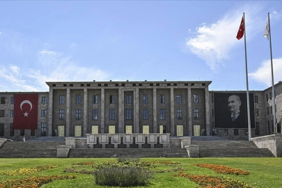 TBMM'de sandalye dağılımı ve Milletvekili sayıları değişti