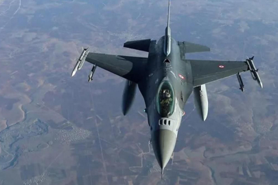 Türk F-16'larından Eş-Şebab'a hava harekâtı