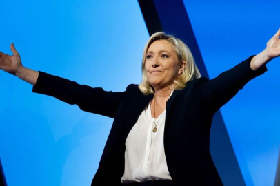 Fransa'nın seçim yarışında kritik  karar: Le Pen’e siyasi yasak