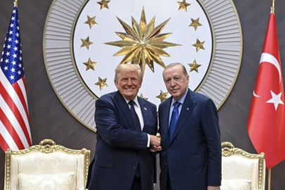 Trump’tan Beştepe’de Erdoğan’a övgü!