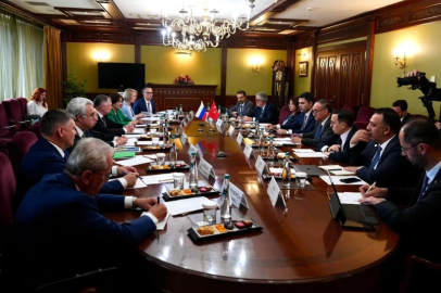 Bakan Kurum'dan Moskova'da iklim ve şehircilik diplomasisi
