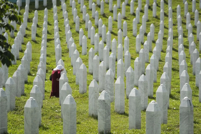 Srebrenitsa Soykırımı’nın 31. yılı: 10 kurban daha uğurlanıyor