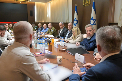 Netanyahu'nun zor anları: Acil güvenlik kabinesini topluyor