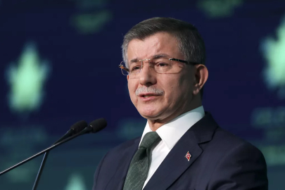 Ahmet Davutoğlu siyaseti bırakmaya mı hazırlanıyor?