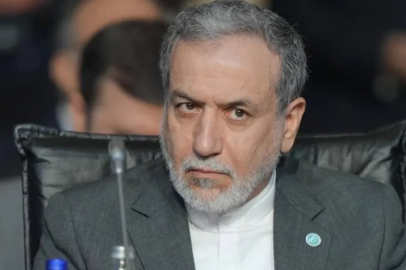 İran’dan Hürmüz Boğazı için kritik açıklama: Umman’la geçici güzergâh görüşülüyor