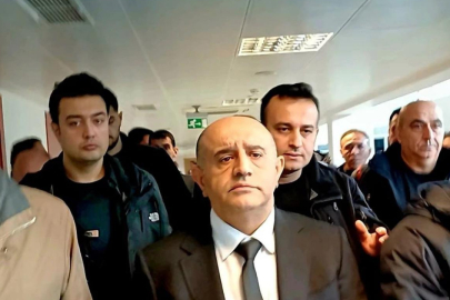 Aziz İhsan Aktaş’tan İBB Davası’nda çarpıcı savunma: Dekontları ve belgeleri sundu