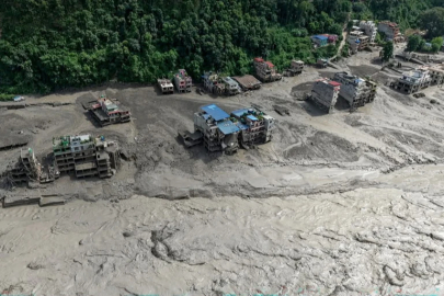 Nepal'de sel felaketi: Yüzlerce kişi kayboldu