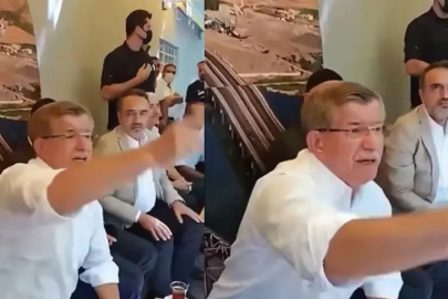 Ahmet Davutoğlu'na "Cumhurbaşkanına hakaret" soruşturması