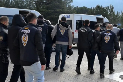 Adalet Bakanı Gürlek açıkladı: 2 ilde 4 yeni nesil suç örgütü çökertildi