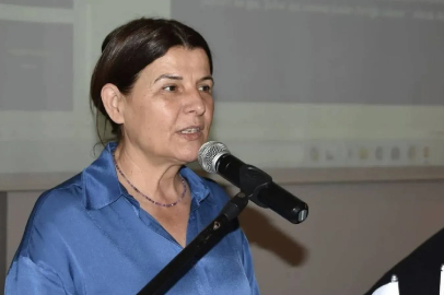 CHP’den AKP’ye geçen Foça Belediye Başkanı sessizliğini bozdu