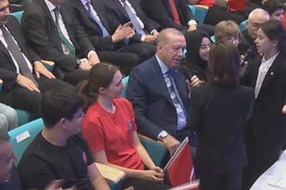 Cumhurbaşkanı Erdoğan: "PISA başarısını karalamaya çalışanları kendi hezeyanlarıyla baş başa bırakıyoruz"