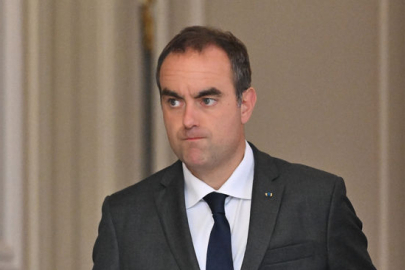 Fransa’da bütçe alarmı: “Artık her şeyi finanse etme imkanımız kalmadı”