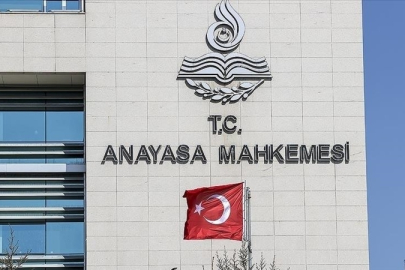 AYM yarın kritik dosyayı masaya yatırıyor:  YENİ Parti'nin ismi değişecek mi?