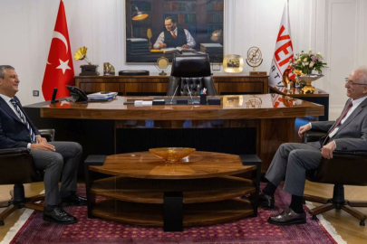 Özgür Özel, Murat Karayalçın ile bir araya geldi