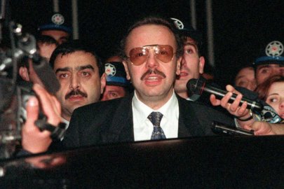 Eski Bakan Denizolgun soruşturmasında kayıp  telefon çelişkisi: Kardeş ve yeğene dava açıldı