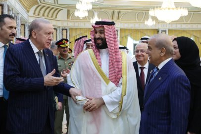 Hakan Fidan Mekke Anlaşması'nı açıkladı: "Bu bir saldırı değil, savunma anlaşmasıdır"