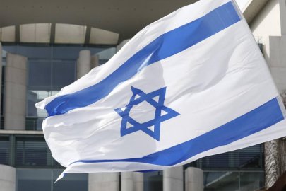 Savaş kartı masada mı? Anketlerde gerileyen Netanyahu'nun önündeki seçim ikilemi