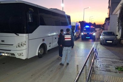 Çukurova Belediyesine yolsuzluk operasyonu: Belediye Başkanı ve Eski Başkan da dahil 49 kişi adliyede