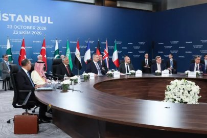 İstanbul’da kritik diplomasi trafiği: R4+E3 Zirvesi Dışişleri Bakanları toplantısı gerçekleşti