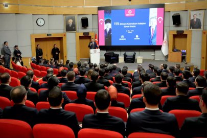 Bakan Çiftçi’den sokak hayvanları açıklaması: "Tüm Türkiye'de süreç yüzde 100 tamamlandı"