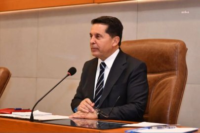 Görevden uzaklaştırılan eski Esenyurt Belediye Başkanı Yeni Parti'ye katıldı